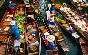 Floating Market 2.jpg